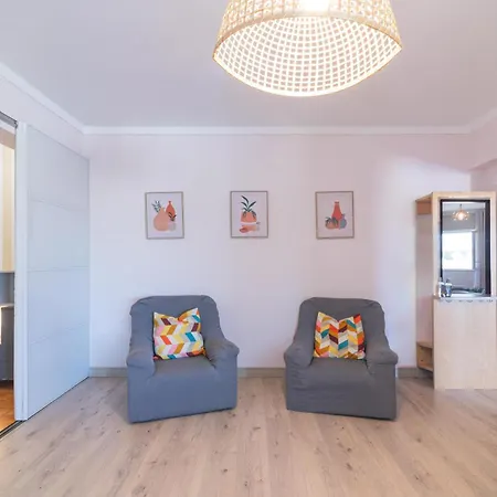 Patio Da Rocha - Silhueta Citadina ポルティマン