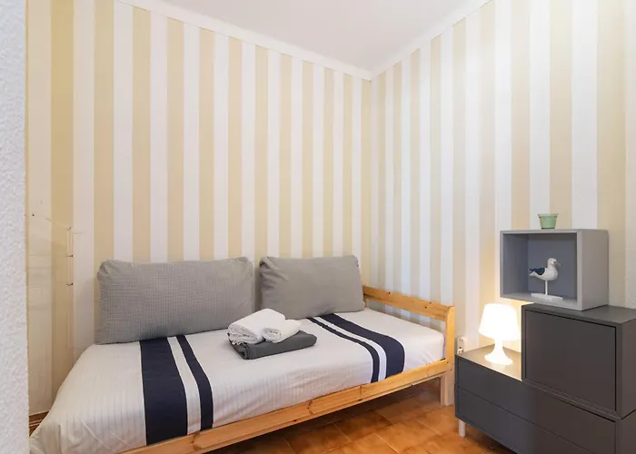 Patio Da Rocha - Silhueta Citadina