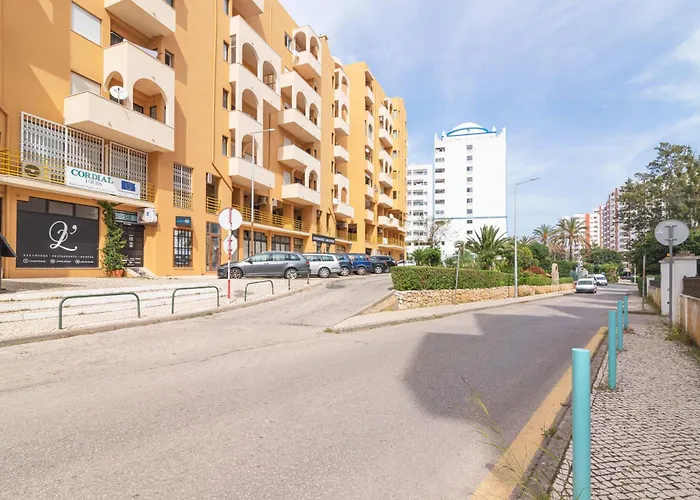 Apartment Patio Da Rocha - Silhueta Citadina