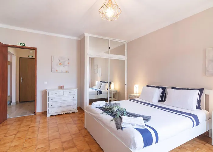 Apartament Patio Da Rocha - Silhueta Citadina